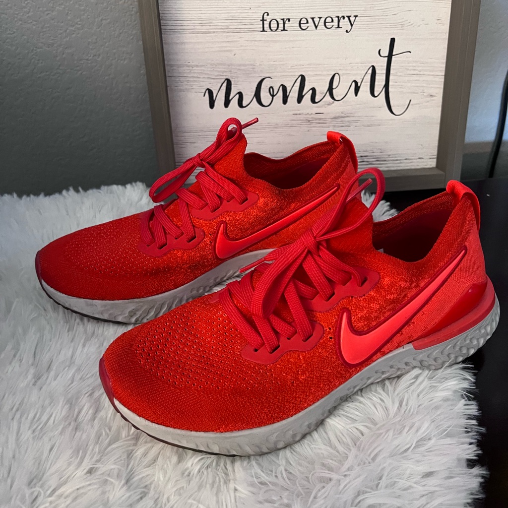 Epic React Nike Size 7y And 8 Women’s